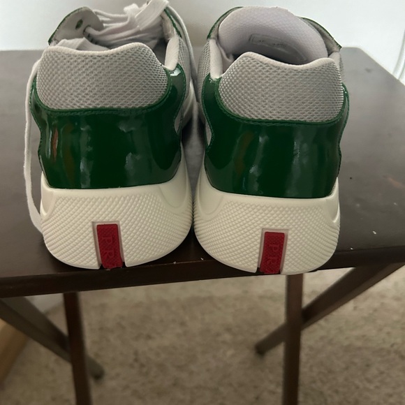 Prada shoes like new worn once and wasn’t worn that long - Picture 2 of 5